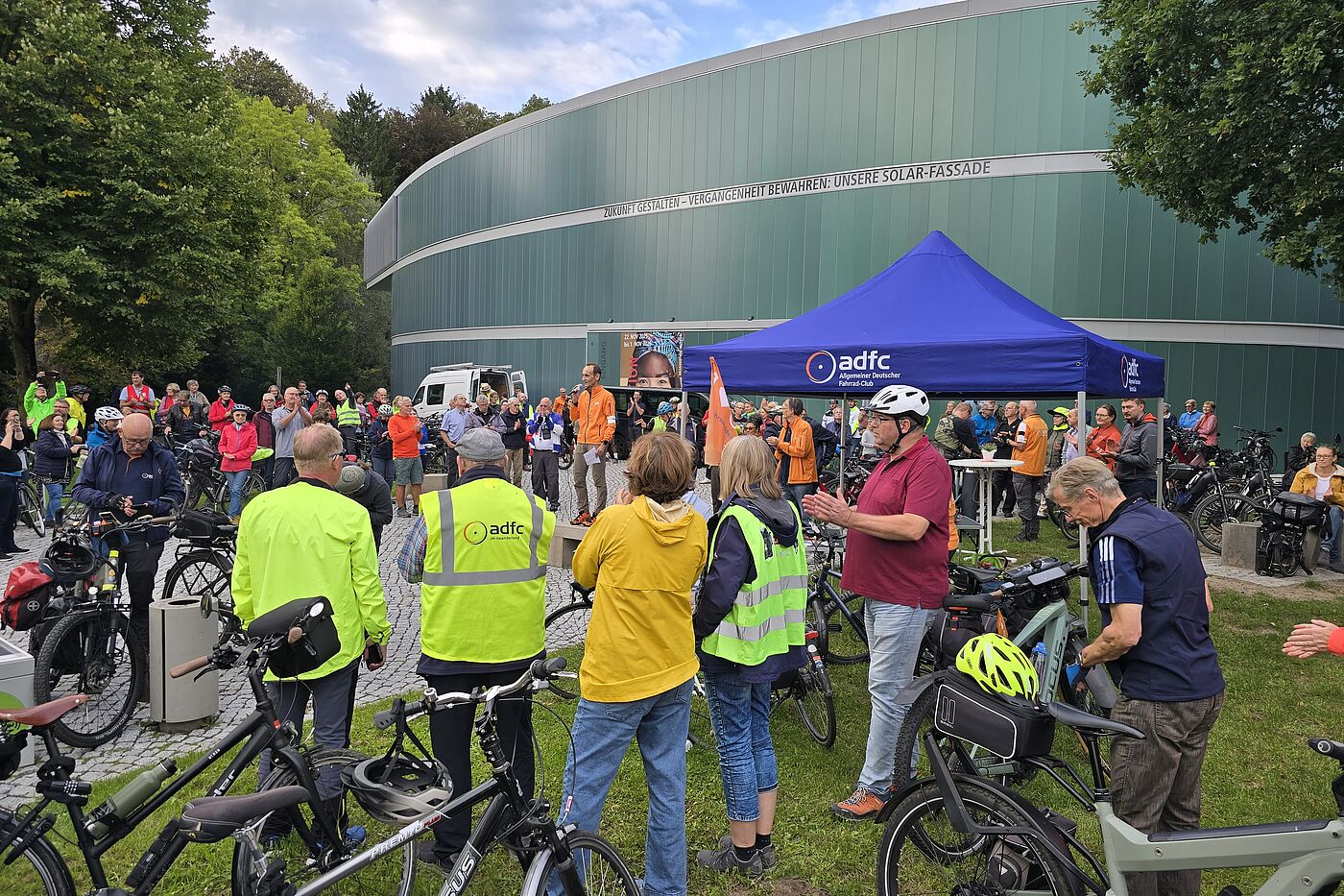 einfach.sicher.radfahren...im Neandertal einfach.sicher.radfahren...im Neandertal