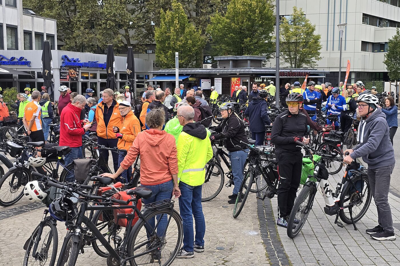 einfach.sicher.radfahren...im Neandertal einfach.sicher.radfahren...im Neandertal
