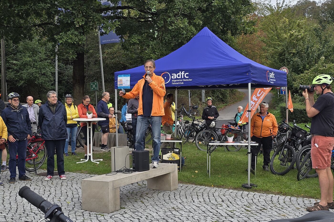 einfach.sicher.radfahren...im Neandertal einfach.sicher.radfahren...im Neandertal