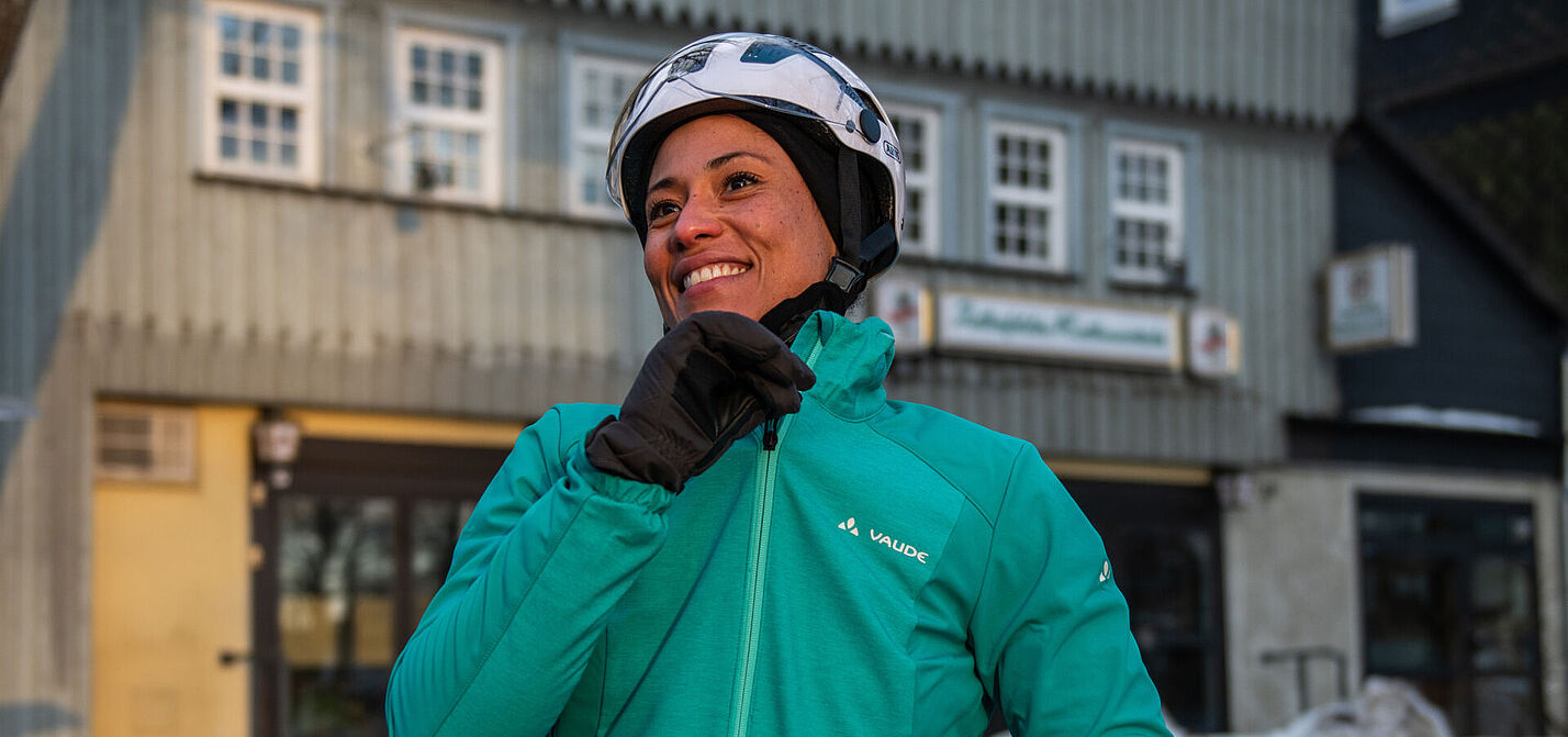 Im Winter gilt: Warm anziehen - aber nicht zu warm. Das "Zwiebelprinzip" hilft.